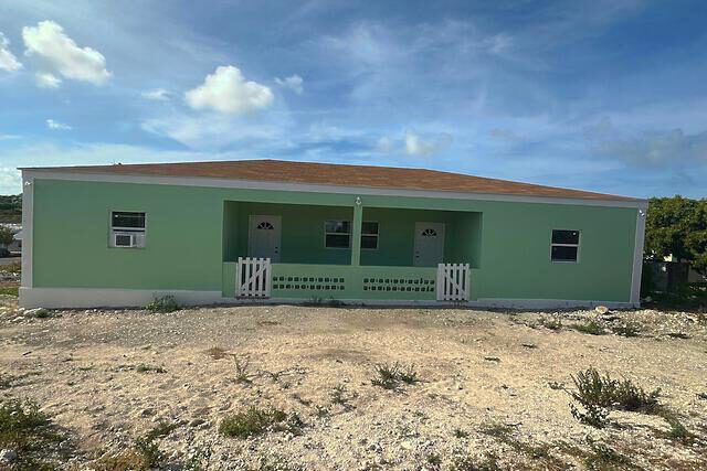 Cockburn Harbour home - Single Family Home